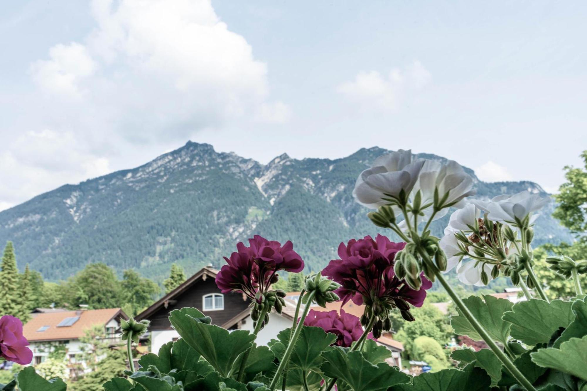 Gaestehaus Quirin Garmisch-Partenkirchen Exterior foto