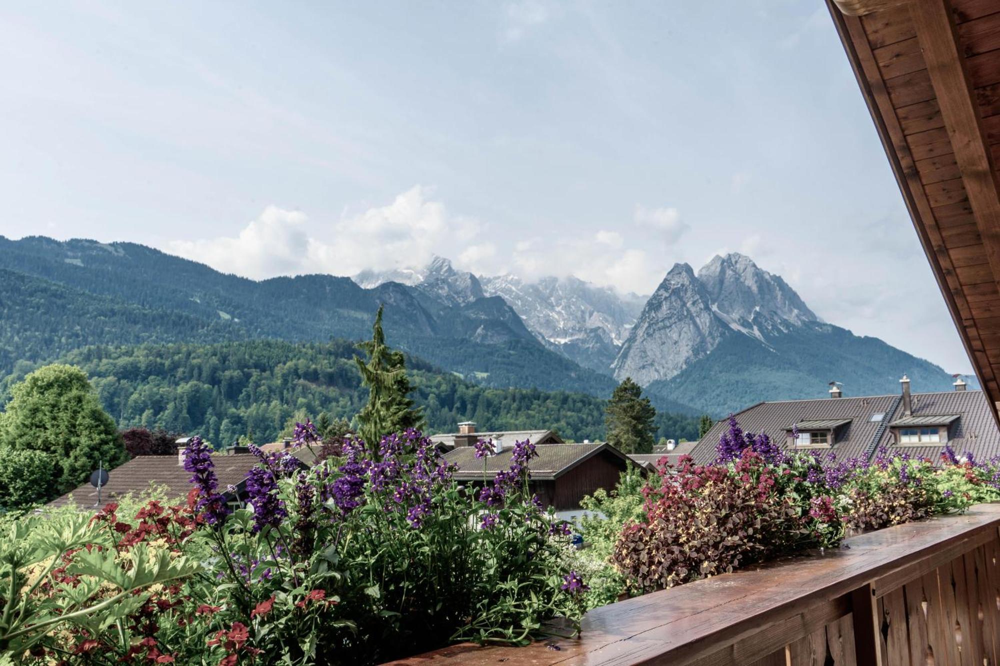 Gaestehaus Quirin Garmisch-Partenkirchen Exterior foto